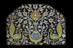 Påfågelpanel. Iran, Isfahan (?) av William M. Timlin