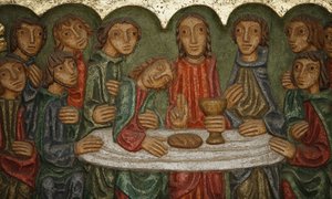 Saint-Samson-katedralens huvudaltarskulptur: Den sista måltiden (Claude Gruer 1980), Dol-de-Bretagne, Frankrike av Unbekannt