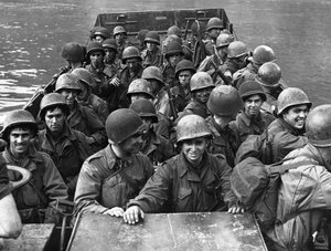 Andra världskriget (1939-1945) - Andra världskriget (WWII eller WW2): Boppard nära Koblenz (Tyskland) 22 mars av Unbekannt