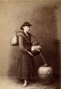 Små metier: porträtt av en vattenbärare. 1800-tal Tryck på kartong Dim. 6x8,7 cm av Unbekannt