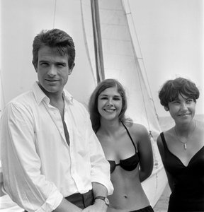 Skådespelaren WARREN BEATTY PÅ VENICE LIDO BEACH - 1965 av Unbekannt