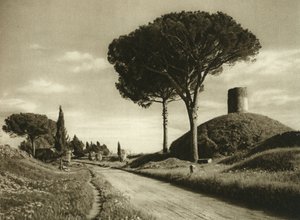 Utsikt över Appian Way (via appia). Det är en av de viktigaste romerska vägarna med många lämningar fortfarande synliga av Unbekannt