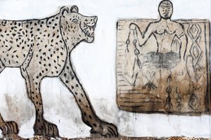 Voodoo väggmålning på Akodessewa Fetish Market, känd som världens största voodoomarknad. Lomé, Togo av Unbekannt