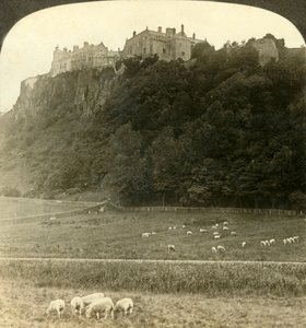 Stirling Castle, säte för gamla tiders kungar...Skottland, ca 1900. av Underwood and Underwood