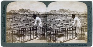 De röriga taken i Seoul, huvudstad i Eremitriket Korea, 1904. av Underwood and Underwood