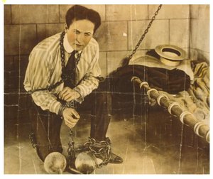 Harry Houdini ca 1898 (sepiafoto) av Unknown