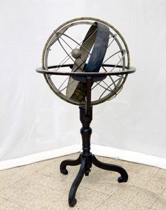 Armillarsfär från 1600-talet: Milano, Nationalmuseet för vetenskaper och tekniker. av Unknown artist
