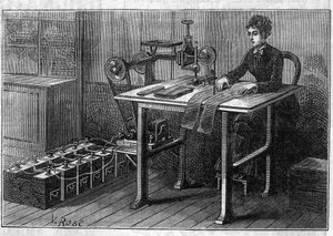 Användning av Faure-batterier: skärmaskin för tyg som drivs av ackumulatorn. Gravyr i "" Le Monde Illustré"" av Unknown artist