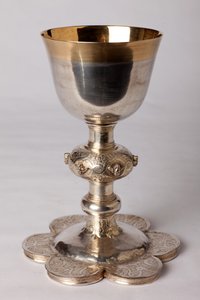 Kalk av kaplanen Georges Coquere. Metelsmide, guld och silver av Unknown artist