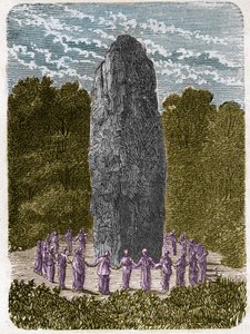 Druidesse dansar runt en menhir. av Unknown artist