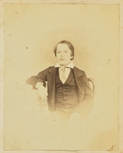 [Porträtt av en ung pojke] av Unknown artist