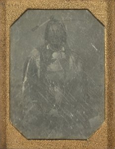 [Porträtt av en amerikansk indiansk man] av Unknown artist