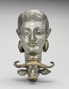 Kvinna och vattenbuffel Rhyton av Unknown artist