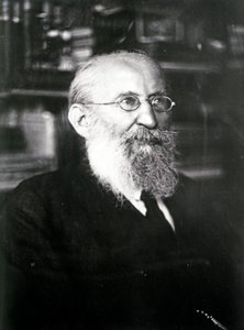 BERNSTEIN Eduard (1850-1932), tysk politiker och socialistisk teoretiker av Unknown photographer