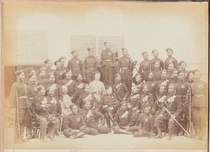 Ghurkha underofficerare och gevärsmän från 4:e Gurkha (gevär) regementet av Unknown photographer