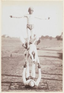 Gymnastik på träningslägret, Delhi av Unknown photographer