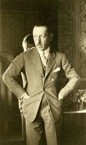 Igor Stravinsky (svartvitt foto) av Unknown photographer