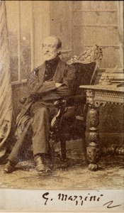 Porträtt av Giuseppe Mazzini, med autograf (s/v foto) av Unknown photographer