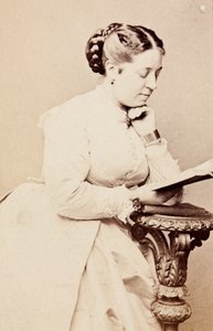Porträtt av Therese Tietjens, ca 1860-talet (s/v foto) av Unknown photographer
