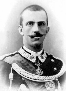 Porträtt av Victor Emmanuel III av Italien (Victor-Emmanuel) (Vittorio Emanuele) (1869-1947), kung av Italien från 1900 till sin abdikation 1946. av Unknown photographer