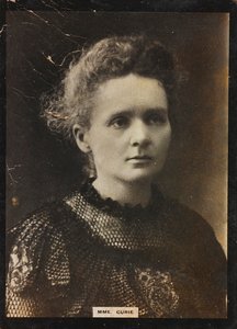 Porträtt av kemisten och fysikern Marie Sk#322;odowska-Curie (1867-1934), hustru till Pierre Curie, Nobelpris i fysik 1903 tillsammans med sin make och i kemi 1911 av Unknown photographer