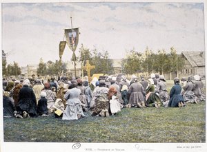 Procession i byn (Ryssland) - fotografi, sent 1800-tal av Unknown photographer