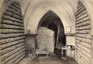 Krypta, St Leonard