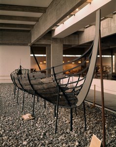 Vikingaskepp (drakkar eller Langskip) hittat i Roskildefjorden, Danmark, ca 1030 (ek, tall, ask och al)