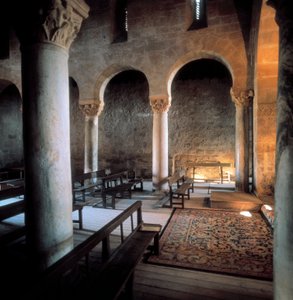 Interiör av basilikan St. Johannes av Banos, Banos de Cerrato, Spanien, 700-talet (foto)