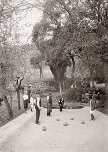 Boccia-spel (s/v-bild) av Vittorio Alinari