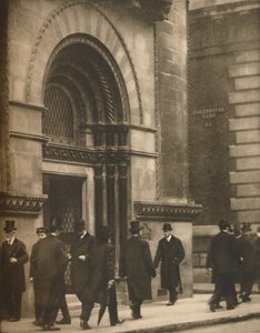 En glimt av Lothbury vid middagstid på en affärsdag, c1935.