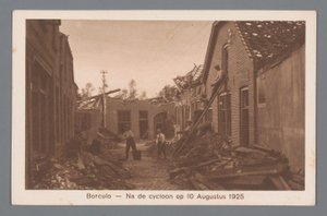 Borculo -- Efter cyklonen den 10 augusti 1925