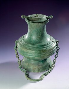 Kinesisk konst: Bronsvas från Than-Hoa (Than Hoa), Han-perioden innan. Paris, Musee Cernuschi