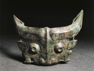 Rituell mask som visar Taotie, Kina, västra Zhou-dynastin