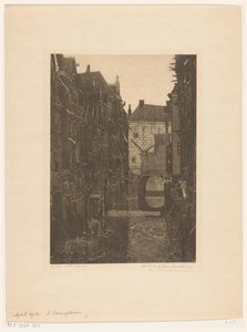 Hus på Voorstraatshaven i Dordrecht Kanal i Dordrecht (originaltitel) Dordrecht, sex etsningar av W.O.J. Nieuwenkamp och J.M. Degrees of Roggen (original serietitel)