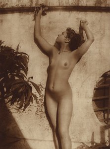 Italiensk kvinna (från Sicilien) (s/v foto)
