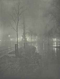 Wet Night, Columbus Circle, New York, ca. 1897. av William A. Fraser