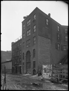 63 Downing Street, New York City, 18 februari 1916 av William Davis Hassler