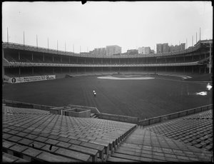 Utsikt över Polo Grounds från läktaren till planen och läktaren, New York, 3 juli 1914