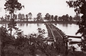 Pontonbro över James River, ca. 1864.