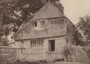 Stuga vid hörnet av kyrkogården, Hellingley, Sussex (svartvitt foto) av William Galsworthy Davie