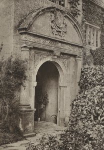 Doorway, The Manor, Upper Swell, Gloucestershire (s/v foto) av William Galsworthy Davie