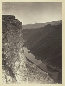 Grand Cañon, Coloradofloden, nära Paria Creek, Looking East, 1872.