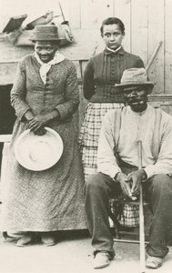 Vykort av Harriet Tubman, Nelson Davis och dottern Gertie, ca. 1887, tryckt 1992. av William Haight Cheney
