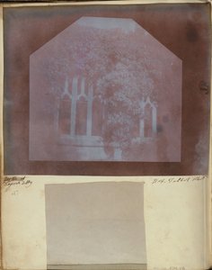 Detalj av klostren vid Lacock Abbey av William Henry Fox Talbot