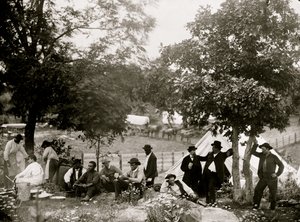 Gettysburg, Pennsylvania. Kapten [John J.] Hoffs läger. 1865 (foto) av William Morris Smith