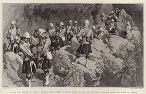Efter slaget vid Dargai bär Gordon Highlanders ner dödade och sårade gurkhas från handlingsplatsen