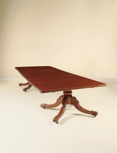 Irländskt matbord med två piedestal George IV, ca 1825 (mahogny) av Williams and Gibton (attr. to) Mack