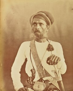 [Porträtt av en sikhisk krigare] av Willoughby Wallace Hooper