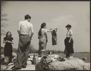 [Klassens picknick] av Yasuo Kuniyoshi